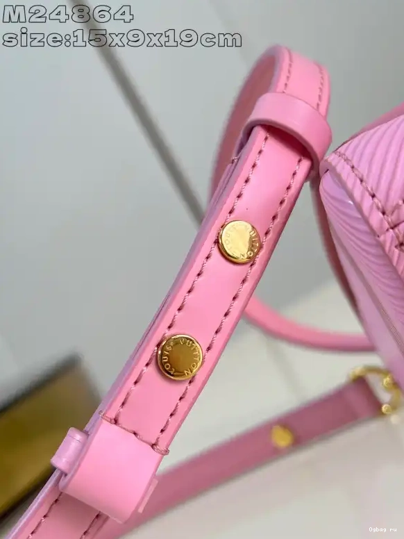 VUITTON LOUIS MM-23*17*9.5CM TWIST 0515